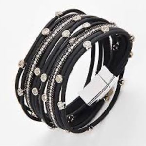 NWOT Beaded double wrap leather bracelet in black